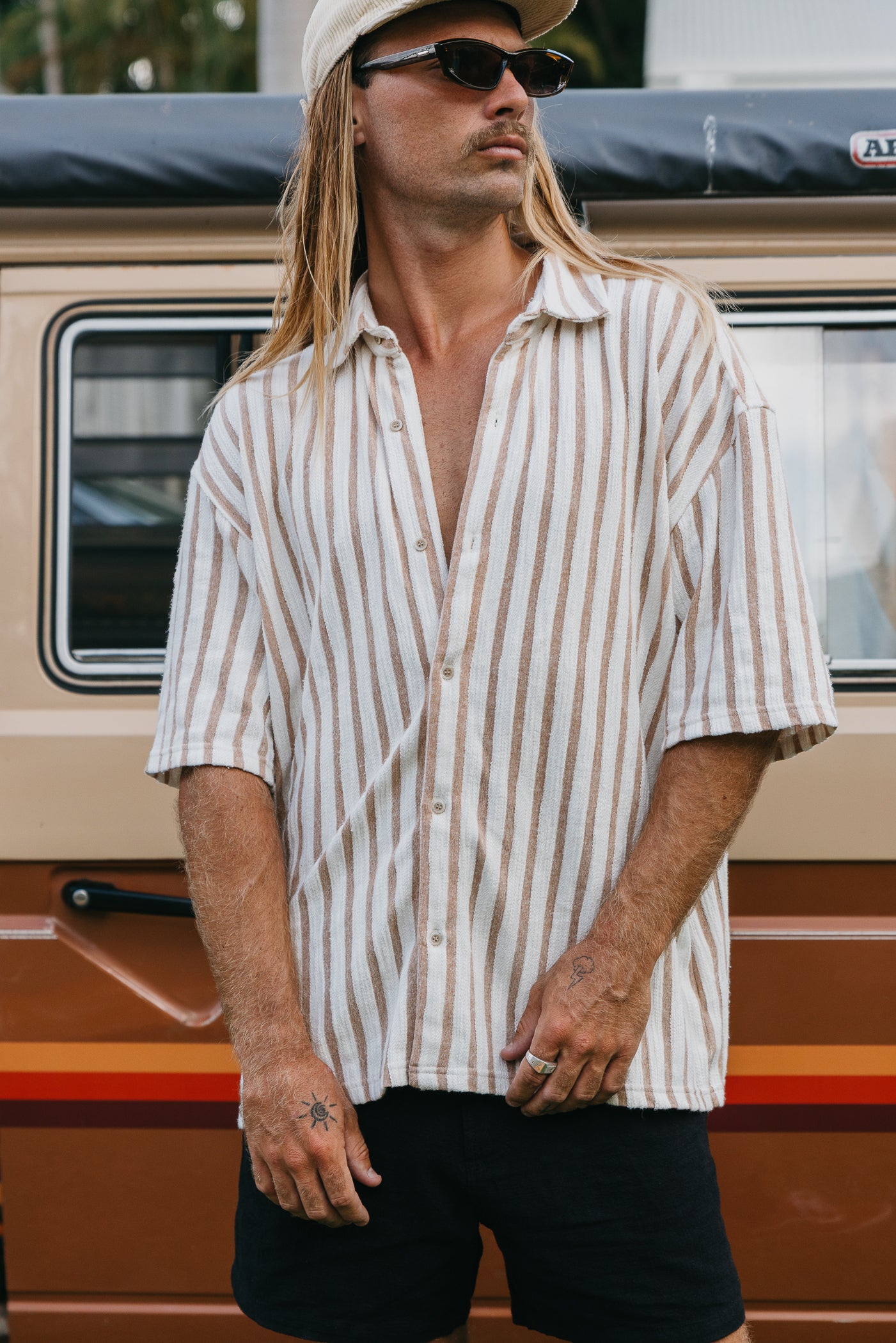 Lane - Stripe Textured Short Sleeve Shirt - Brown