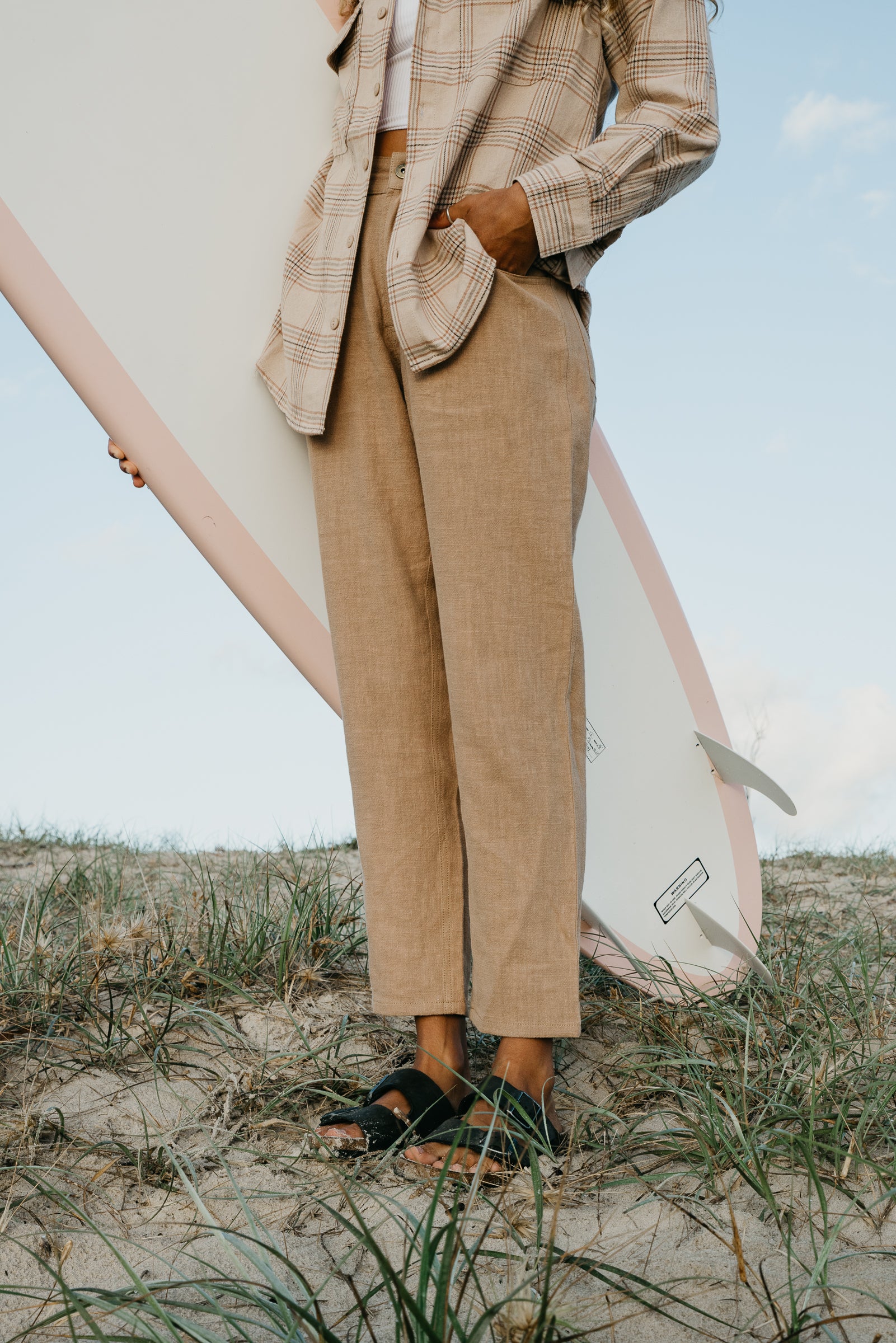 Miller - Unisex Textured Linen Pants - Light Brown